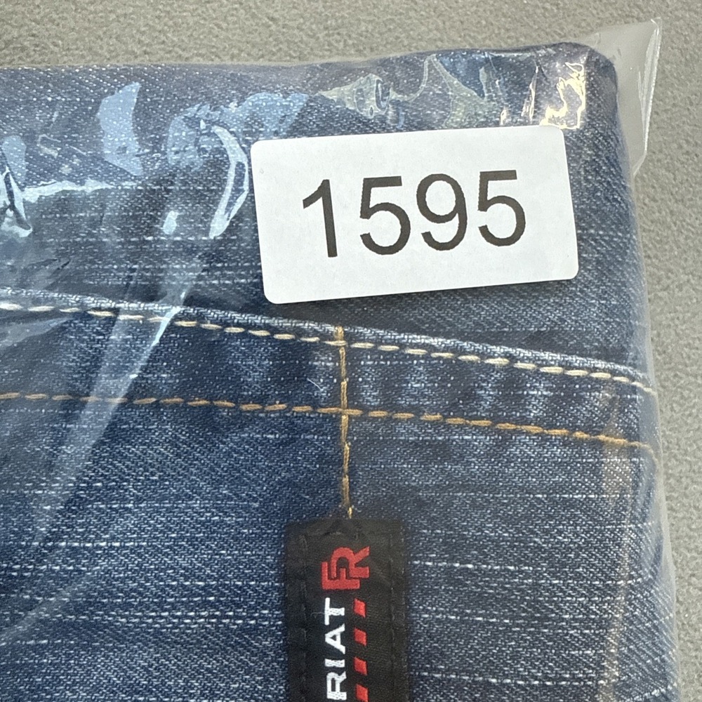 Ariat Jeans Mens 36x30 Blue Flame Resistant M3 Loose Straight Workwear Denim NWT - Picture 14 of 14